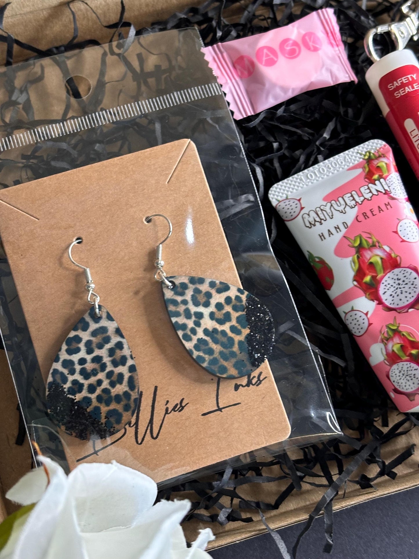 Glitter Top Leopard Print Earrings & Lipstick Holder Gift Set