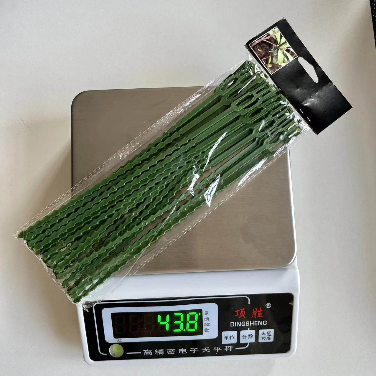 Fishbone Ribbon Green Plastic Garden Vine Strap